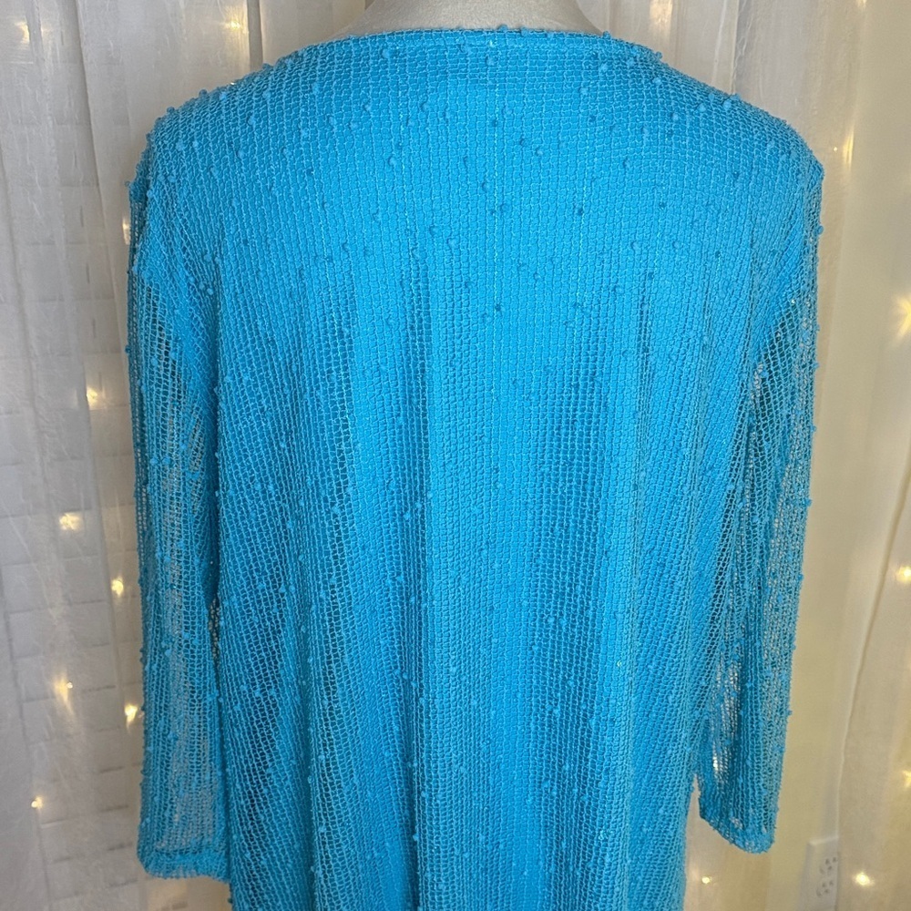 Alfred Dunner Aqua Textured Keyhole Blouse - Picture 5 of 5